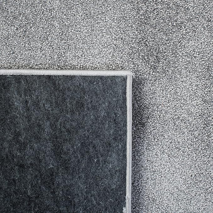 SAFAVIEH Plain and Solid Collection Accent Rug - 4'5" x 6'5", Grey, Non-Shedding & Easy Care, Ideal for High Traffic Areas in Entryway, Living Room, Bedroom (PNS320-4410)