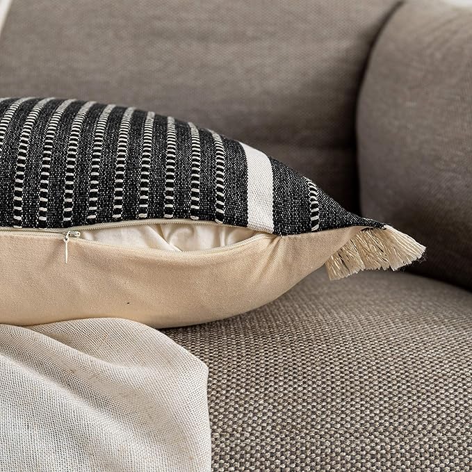 OJIA Modern Throw Pillow Cover with Tassels, Decorative Liana Fringe Accent Cushion Case, Farmhouse Woven Pillowcase for Sofa Chair Couch Bed Decor (Lumbar 12 x 20 Inches, Black)