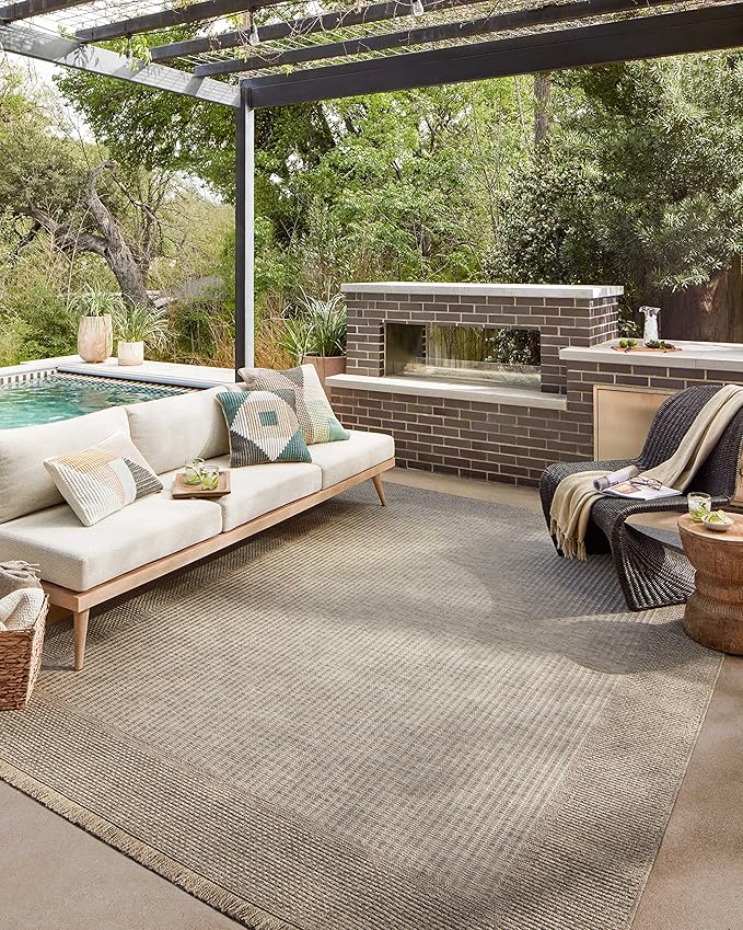Loloi Dawn Collection Indoor/Outdoor DAW-06 Russet 5'-1" x 7'-7" Area Rug