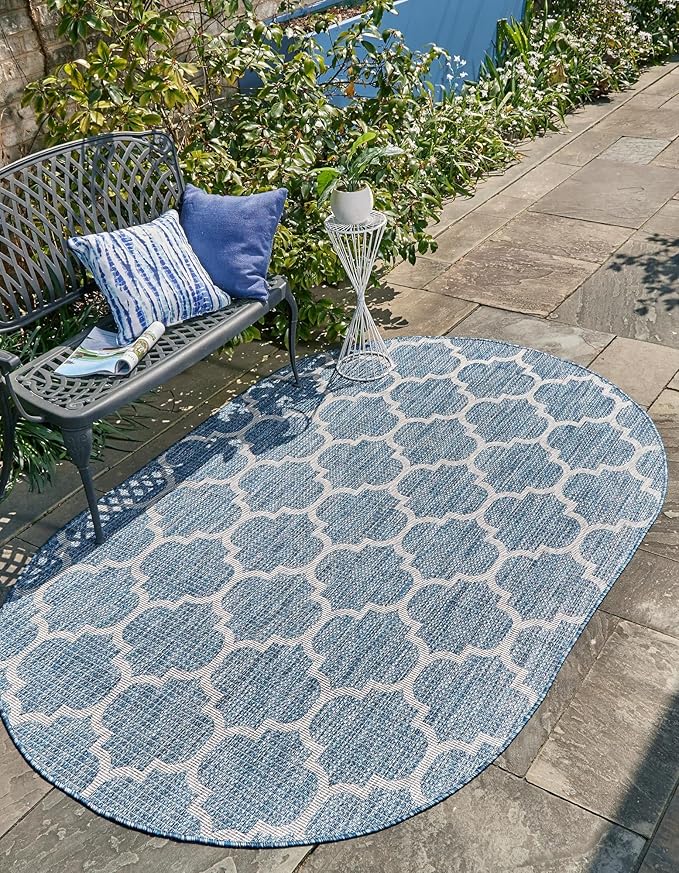 Unique Loom Outdoor Trellis Collection Area Rug - Trellis (Oval 7' 10" x 10' 0", Navy Blue/ Ivory)
