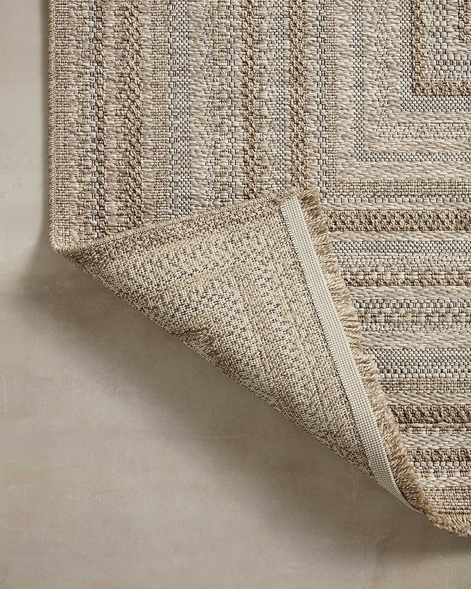 Loloi Dawn Collection Indoor/Outdoor DAW-01 Natural 3'-9" x 5'-9" Accent Rug