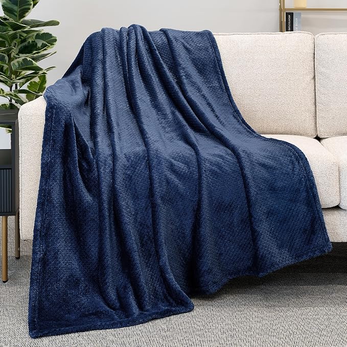 PAVILIA Navy Blue Throw Blanket for Couch Bed, Soft Fleece Throws for Sofa Chair, Fuzzy Waffle Textured Blanket, Cozy Warm Lightweight All Season Blanket Throw, 50x60