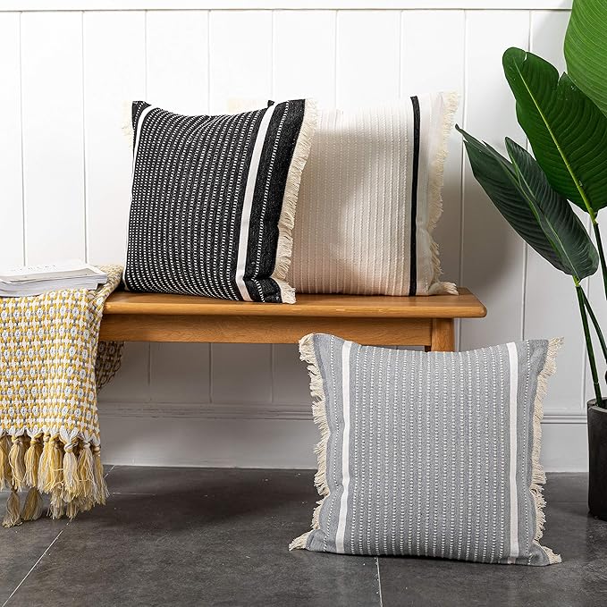 OJIA Modern Throw Pillow Cover with Tassels, Decorative Liana Fringe Accent Cushion Case, Farmhouse Woven Pillowcase for Sofa Chair Couch Bed Decor (Lumbar 20 x 20 Inches, Black)