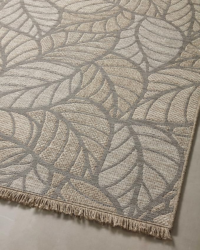 Loloi Dawn Collection Indoor/Outdoor DAW-05 Taupe 5'-1" x 7'-7" Area Rug