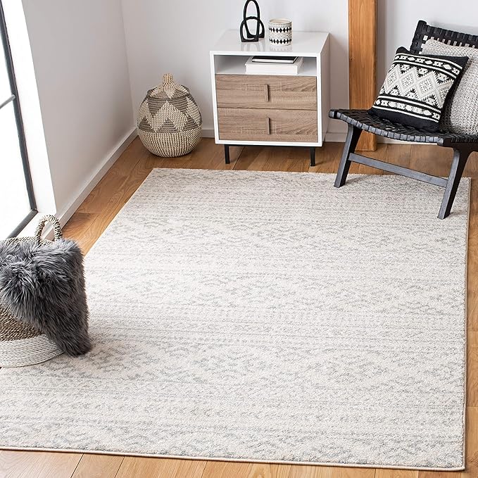 SAFAVIEH Tulum Collection Area Rug - 3' Square, Ivory & Light Grey, Moroccan Boho Tribal Design, Non-Shedding & Easy to Clean, Ideal for Entryway, Foyer, Accent Space, Bedroom (TUL272G)